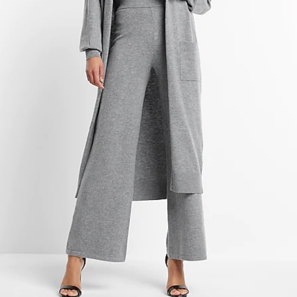 Express Super High Waisted Supersoft Sweater Wide Leg Pant - Picture 3 of 10